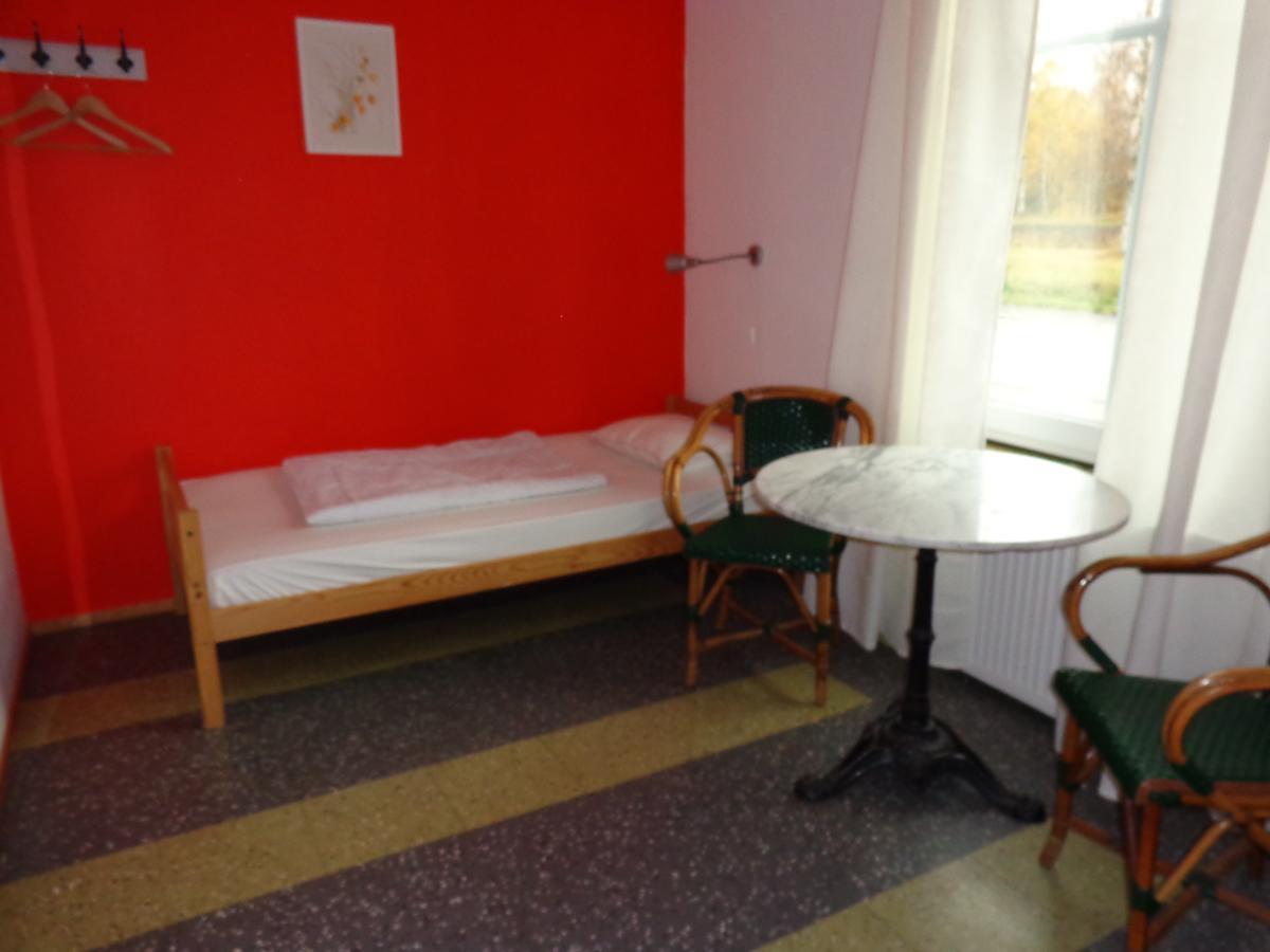 Maleras Hostel B&B Екстер'єр фото