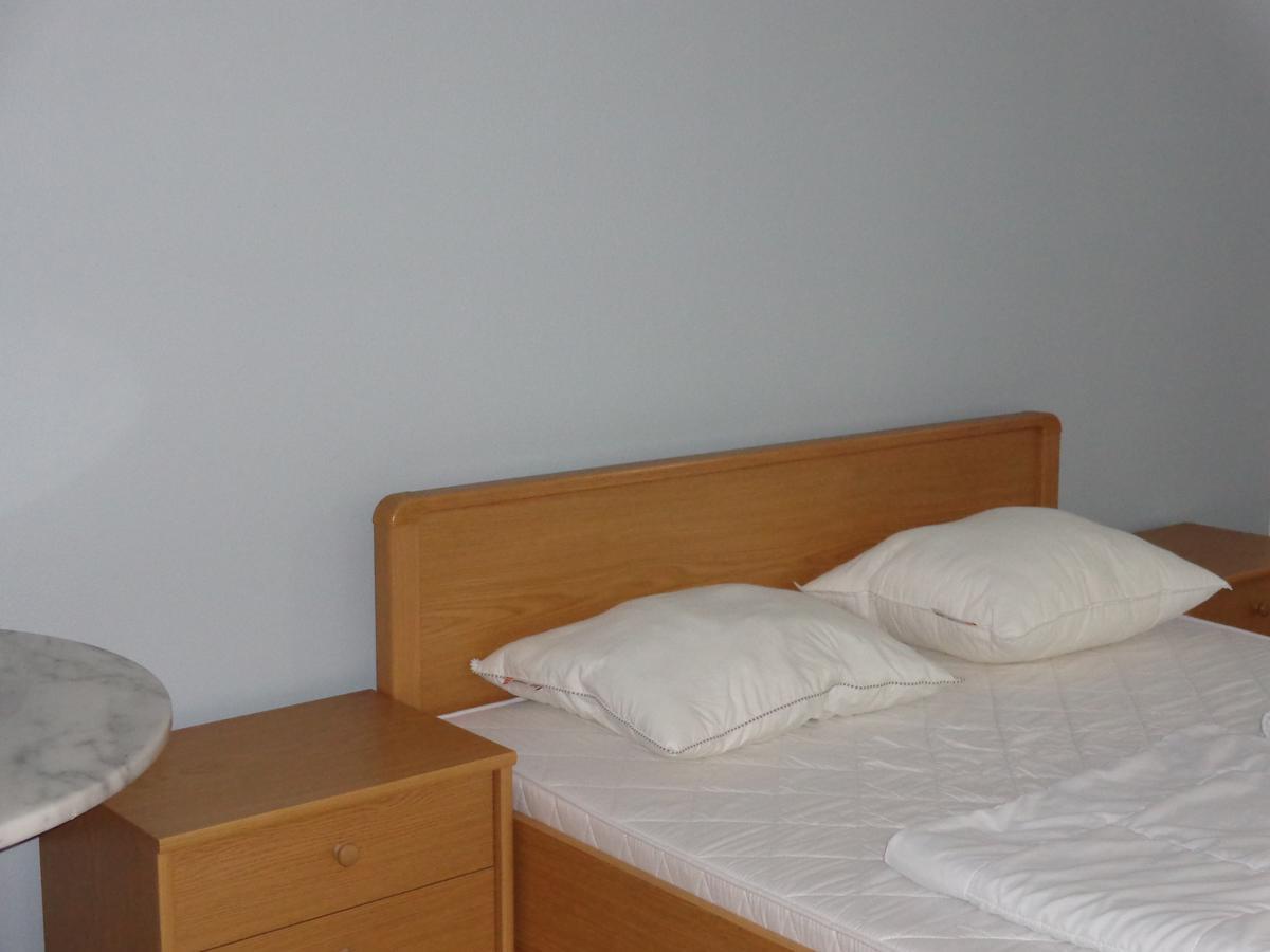 Maleras Hostel B&B Екстер'єр фото